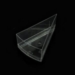 Transparent triangle cake box